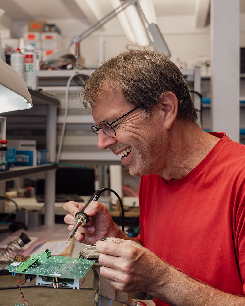 Repararturservice Brunner, Mitarbeiter bei der Reparatur