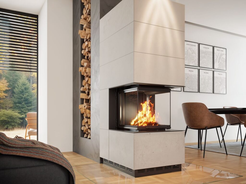 Systemkamin Panorama mit Betonverkleidung in modernem Wohnraum