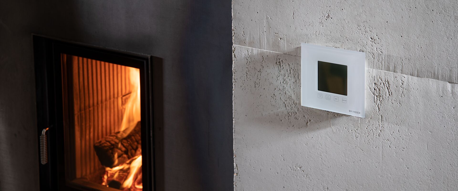 Kachelofen mit elektronischer Abbrandsteuerung