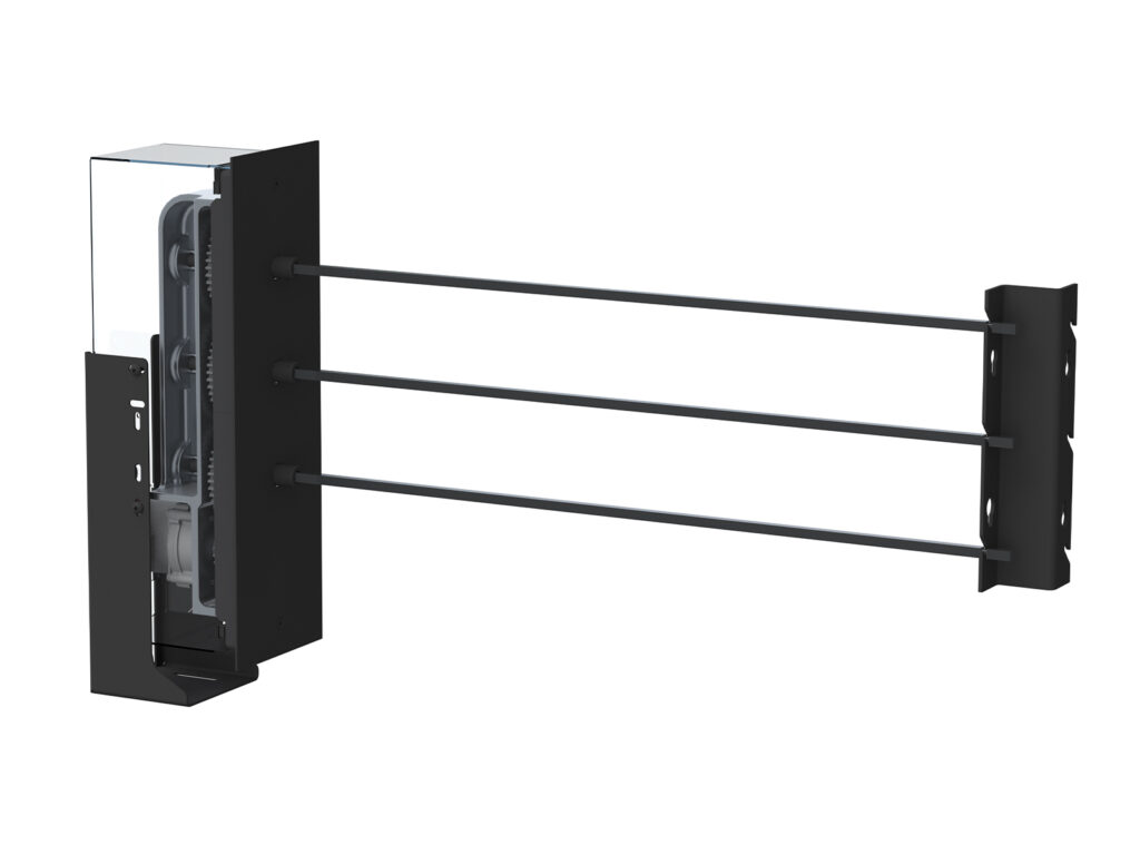 3er Grillantrieb vor weißem Hintergrund