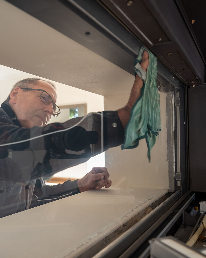 Reinigung der Kaminscheibe